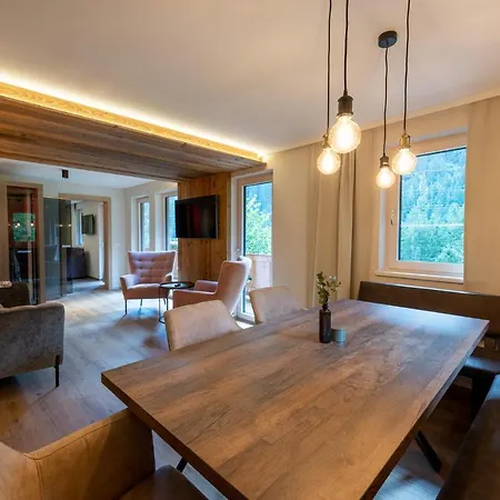 Das Lindtal - Appartements Guest house 2*