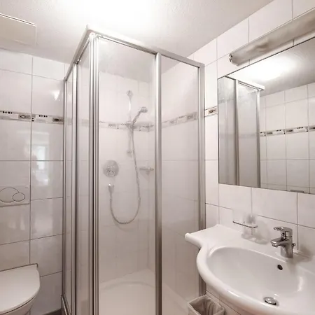 Pensionat Lindtal - 3*