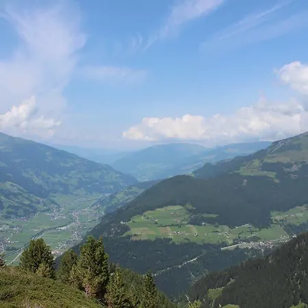 Lindtal - בית הארחה פינקנברג