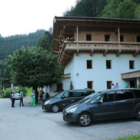 Lindtal - בית הארחה