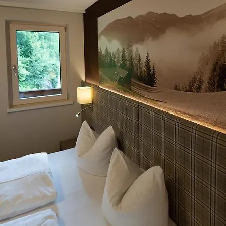 Guest house Das Lindtal - Appartements 2*